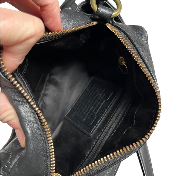 COACH Campbell Black Leather Mini Camera Crossbody Bag
F1376-F25150 - Picture 11 of 15